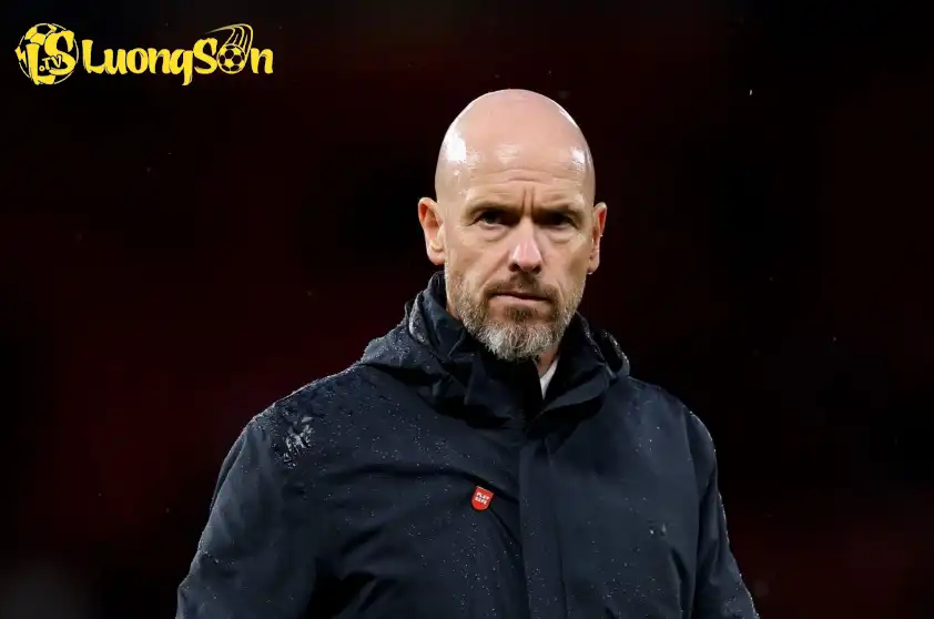 Erik ten Hag có thể trở lại Ngoại hạng Anh dẫn dắt Wolves