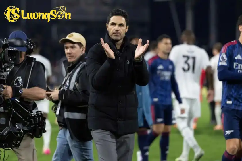 Arteta có thể giúp mang danh hiệu trở lại Bắc London lần đầu tiên sau 22 năm (Ảnh: talkSPORT). Arteta có thể giúp mang danh hiệu trở lại Bắc London lần đầu tiên sau 22 năm