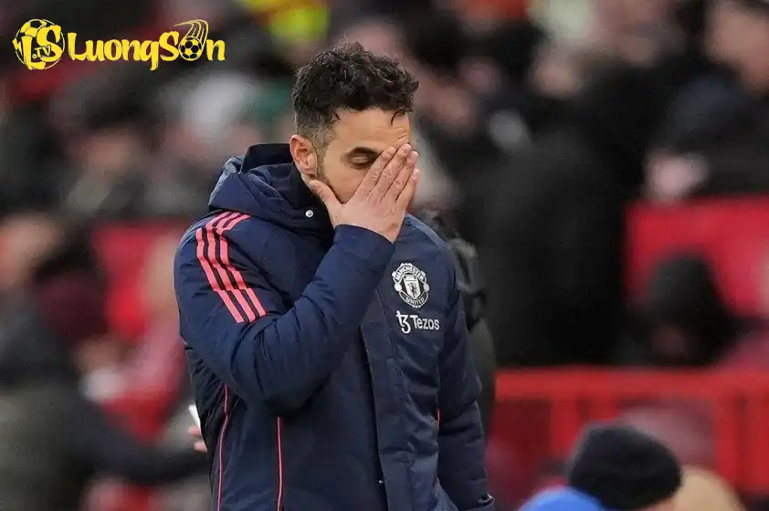 Amorim thất vọng vì cầu thủ đã không thể thắng trước Everton Amorim thất vọng vì cầu thủ đã không thể thắng trước Everton