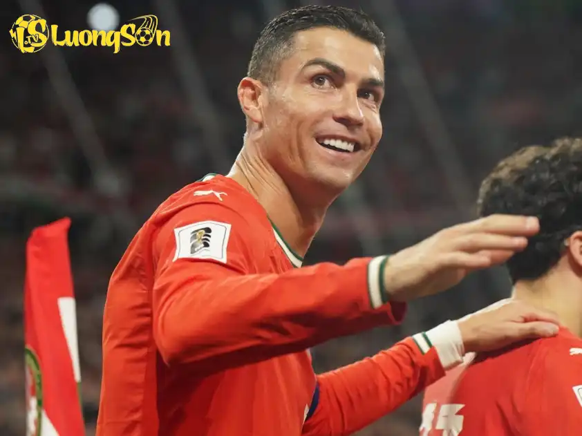 Ronaldo sắp có lần thứ 6 liên tục tham dự ngày hội bóng đá lớn nhất hành tinh Ronaldo sắp có lần thứ 6 liên tục tham dự ngày hội bóng đá lớn nhất hành tinh