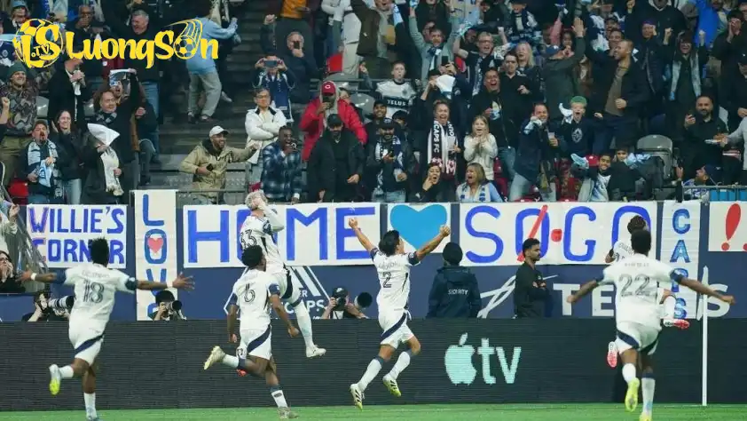 Vancouver Whitecaps có một trận đấu tàu lượn cảm xúc